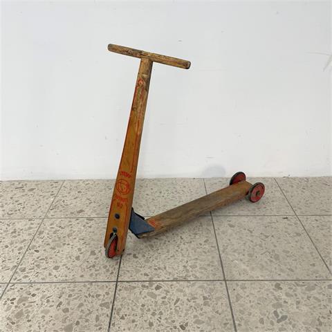 Holzroller